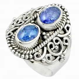 Stříbrný prsten s tanzanitem