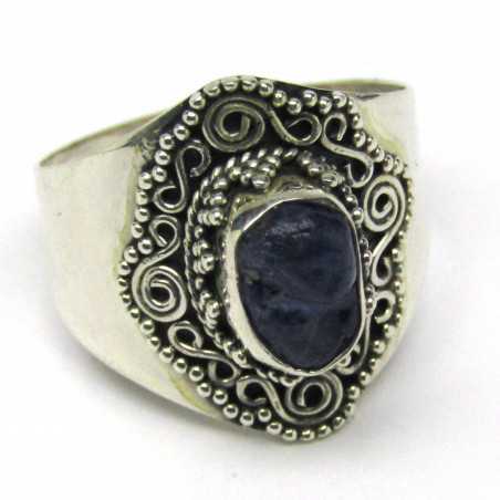 Stříbrný prsten s tanzanitem