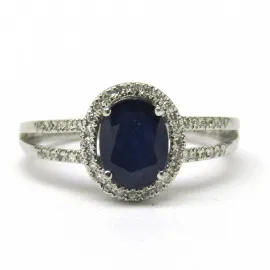 14 kt zlatý prsten safír 2.20 kt a brilianty 0.25 kt