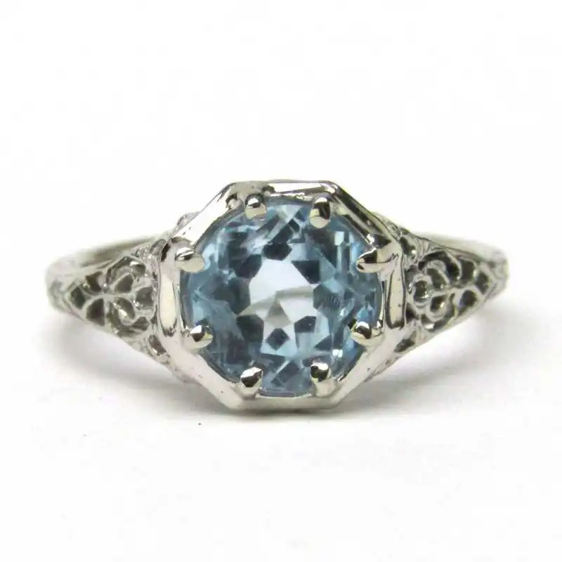 14 kt zlatý prsten s akvamarínem 2.5 kt