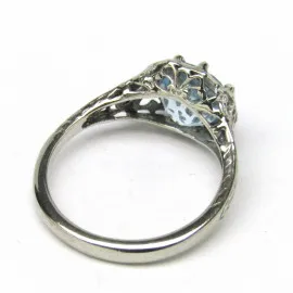 14 kt zlatý prsten s akvamarínem 2.5 kt