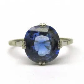 14 kt zlatý prsten se spinelem 4 kt