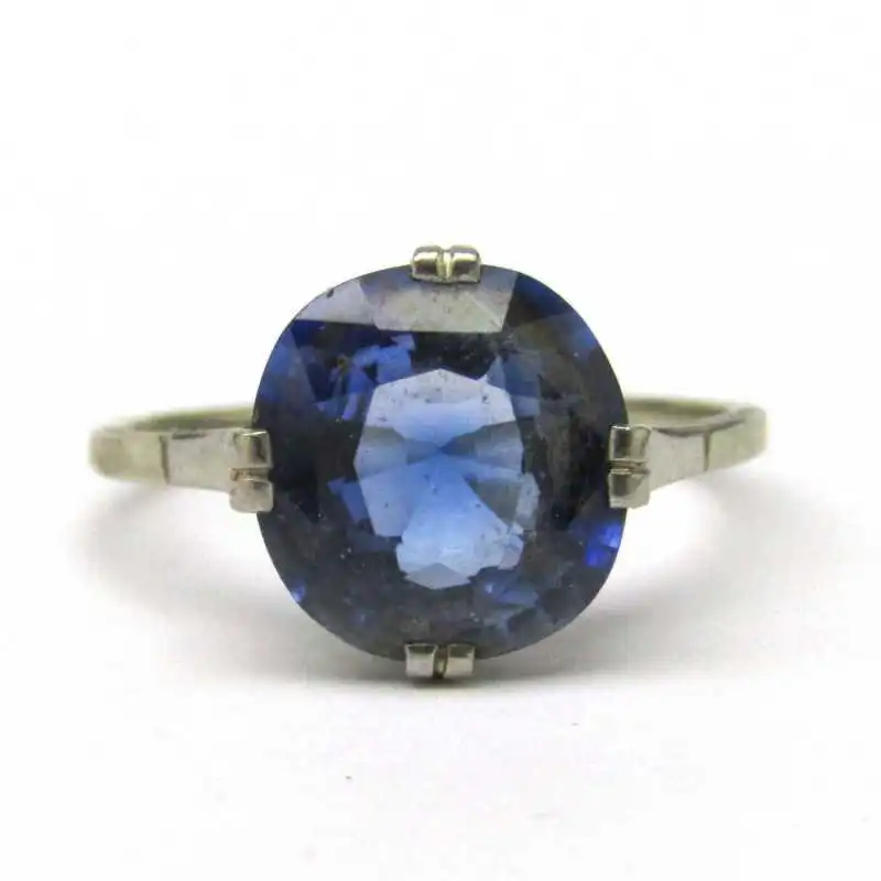 14 kt zlatý prsten se spinelem 4 kt