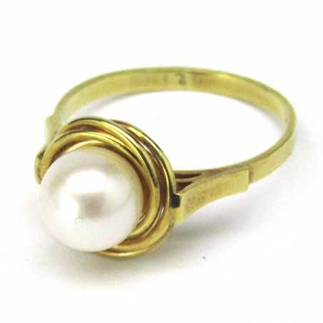 14 kt zlatý prsten s perlou