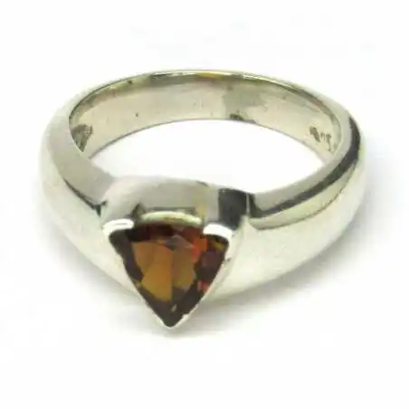 Stříbrný prsten s citrínem