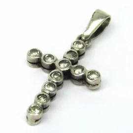 Stříbrný přívěsek kříž s topazy