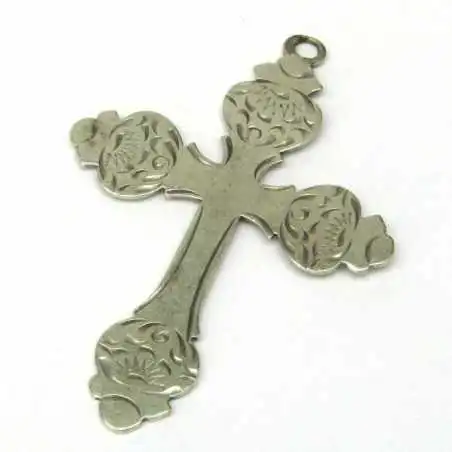 Stříbrný přívěsek kříž