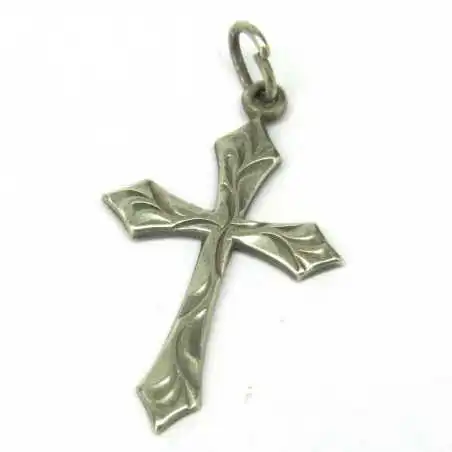 Stříbrný přívěsek kříž