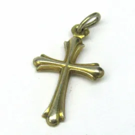 Stříbrný přívěsek kříž