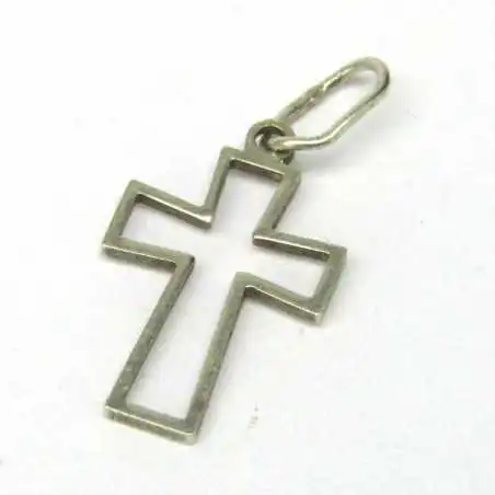 Stříbrný přívěsek kříž