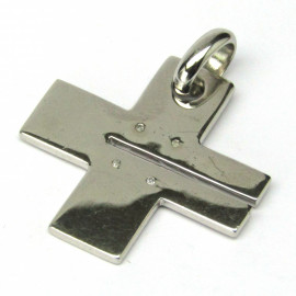 Stříbrný přívěsek kříž