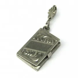 Stříbrný přívěsek