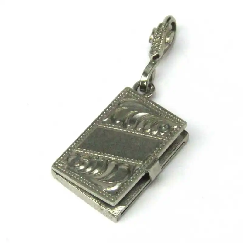 Stříbrný přívěsek