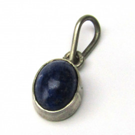 Stříbrný přívěsek s lapis lazuli