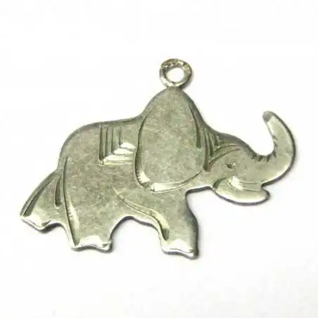 Stříbrný přívěsek slon
