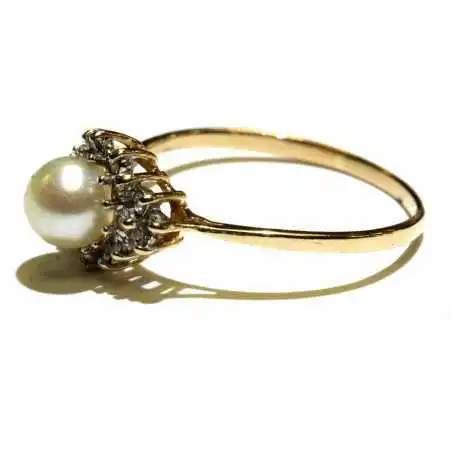 14 kt zlatý prsten s perlou a brilianty