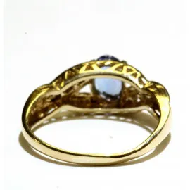 Prsten s tanzanitem a brilianty s obsahem zlata