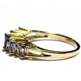 14 kt zlatý prsten s iolitem a brilianty