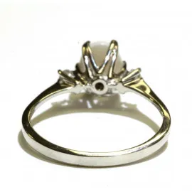 14 kt zlatý prsten s opálem a brilianty