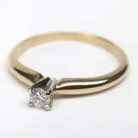 14 kt zlatý prsten s briliantem 0.10 kt
