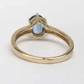 14 kt zlatý prsten se spinelem