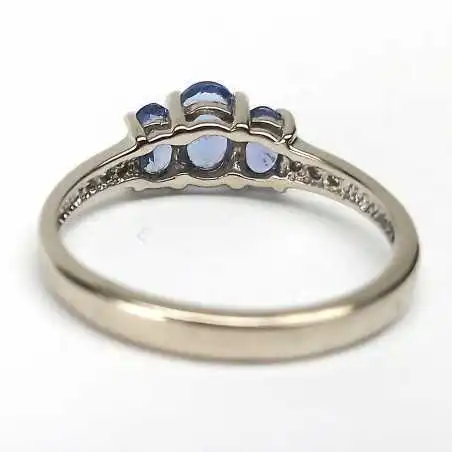 14 kt zlatý prsten s tanzanity a brilianty