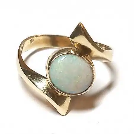 14 kt zlatý prsten s opálem