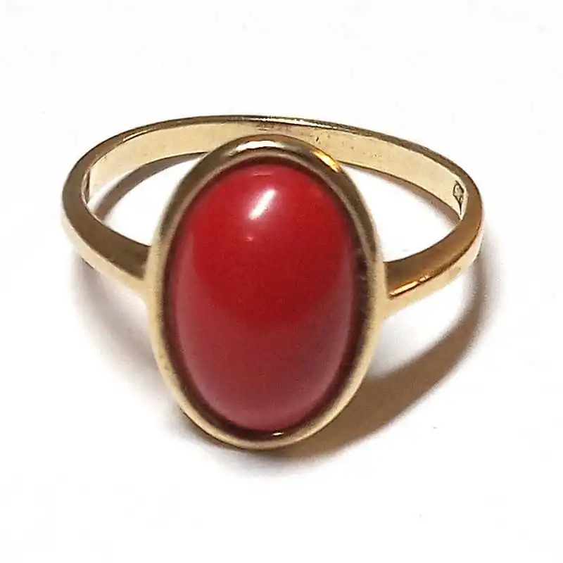 14 kt zlatý prsten s mořským korálem