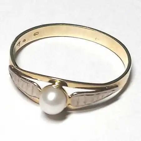 14 kt zlatý prsten s perlou