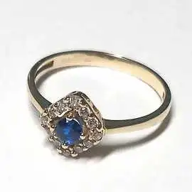 14 kt zlatý prsten se safírem a brilianty