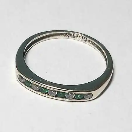 14 kt zlatý prsten se zirkony