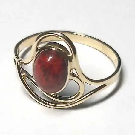 14 kt zlatý prsten s mořským korálem