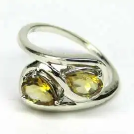 Stříbrný prsten s citrínem
