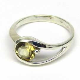 Stříbrný prsten s citrínem
