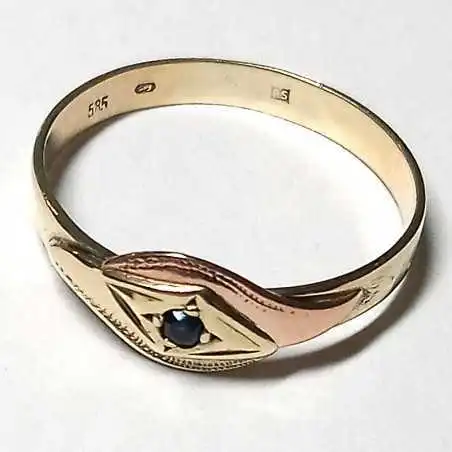 14 kt zlatý prsten s českým granátem