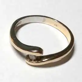 14 kt zlatý prsten s briliantem 0.07 kt