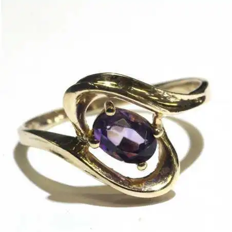 14 kt zlatý prsten s ametystem