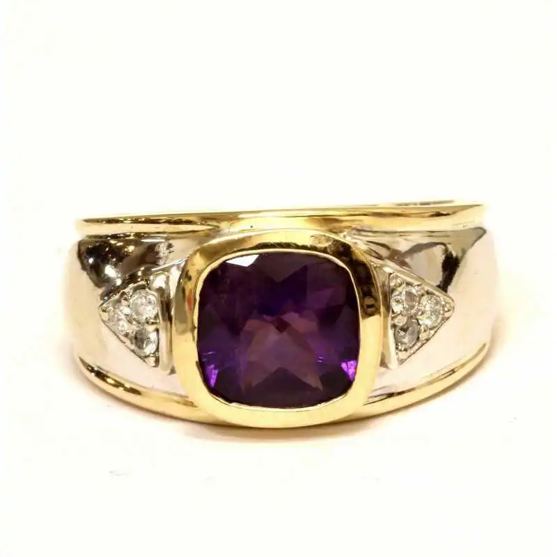 14 kt zlatý prsten s ametystem a brilianty