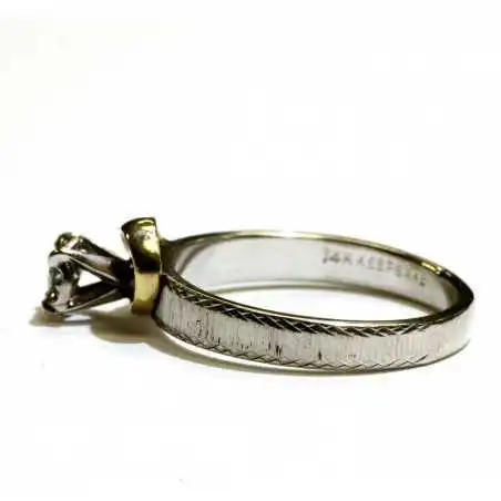 14 kt zlatý prsten s briliantem 0.10 kt