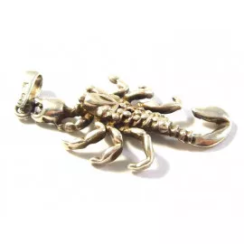 Stříbrný velký přívěs štír