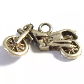 Stříbrný přívěšek motorka