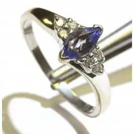 14 kt zlatý prsten s tanzanitem a brilianty