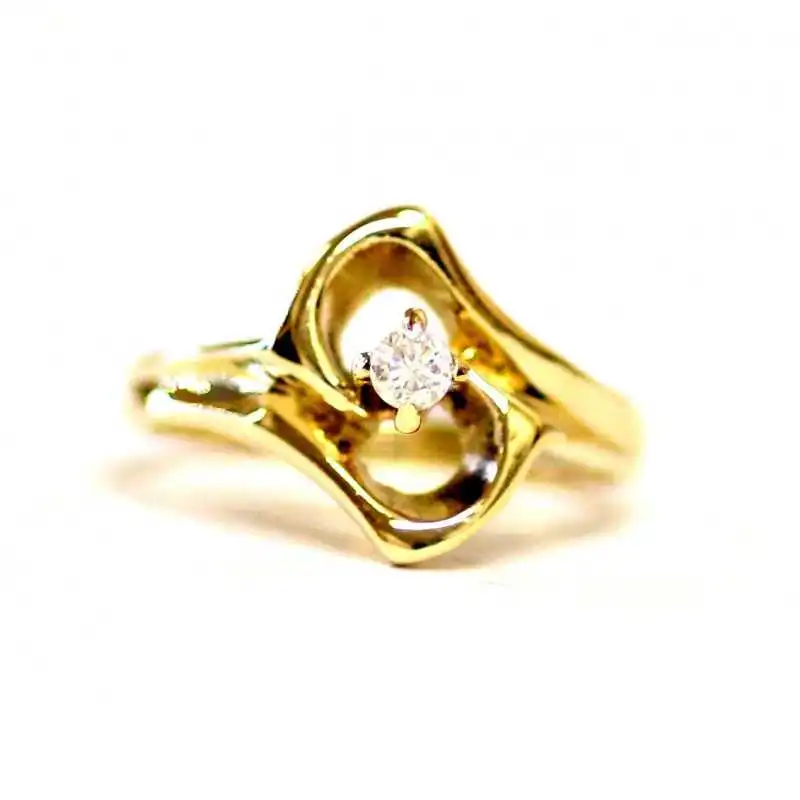 14 kt zlatý prsten s briliantem 0.10 kt