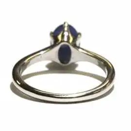 14 kt zlatý prsten s hvězdným safírem