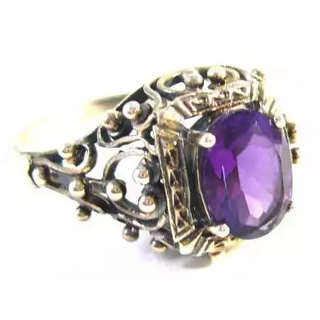 Stříbrný prsten s ametystem