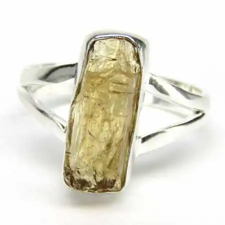 Stříbrný prsten se zlatým topazem