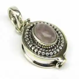 Stříbrný jedový přívěšek s růženínem