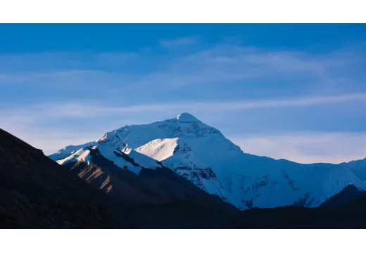 Mount Everest: Nejvyšší hora světa a její fascinující historie