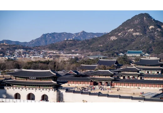 Rwenzori: Pohoří Měsíce na hranici Ugandy a Konga